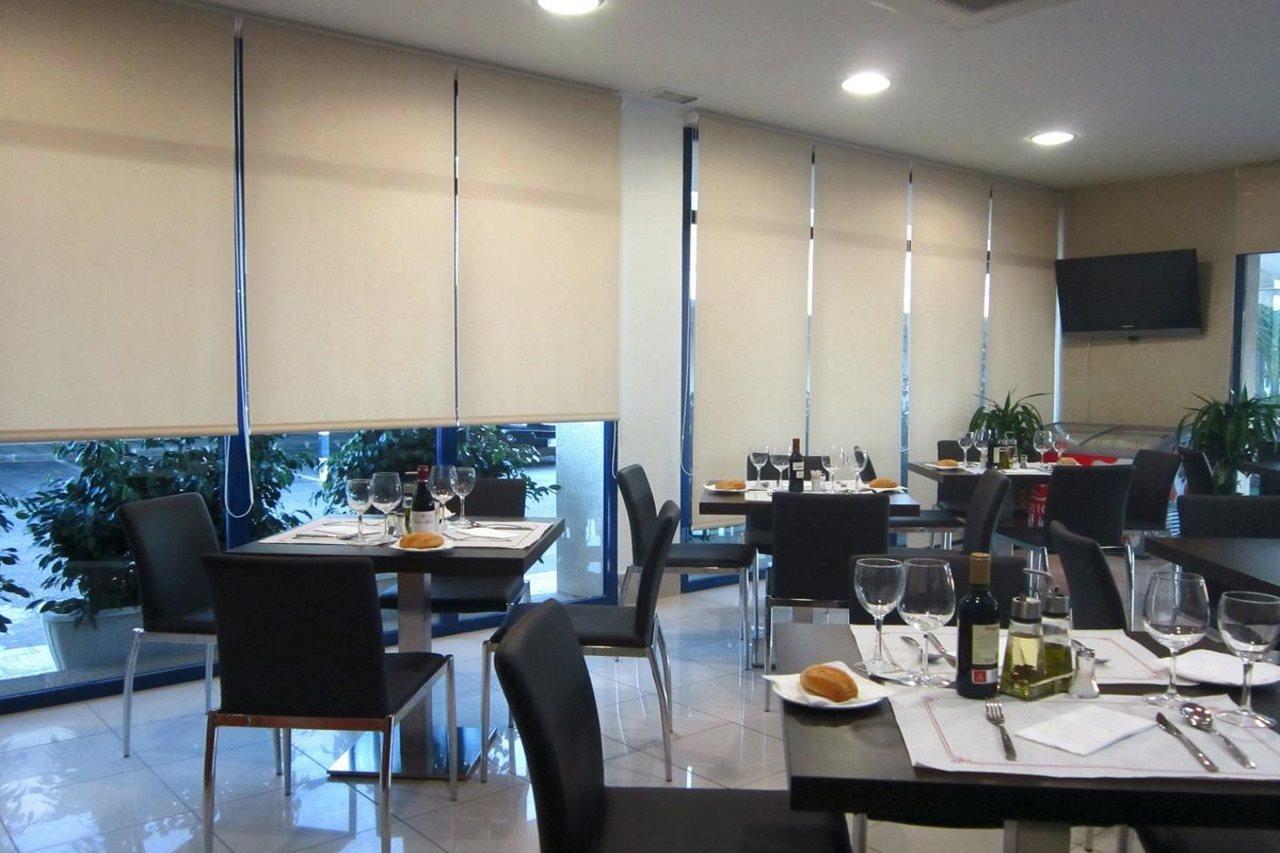 圣胡安Hospedium Abril酒店（阿利坎特）